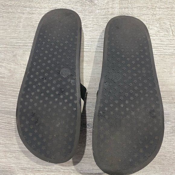 BOSS Black Logo Slides - Picture 4 of 5